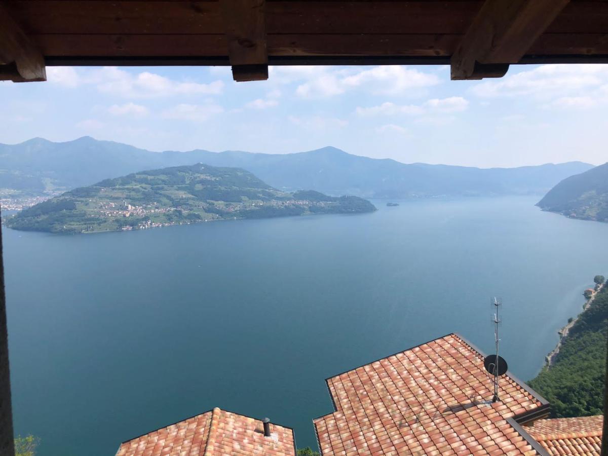 La Villetta In Residence Con Piscina E Vista Lago Parzanica Exteriör bild
