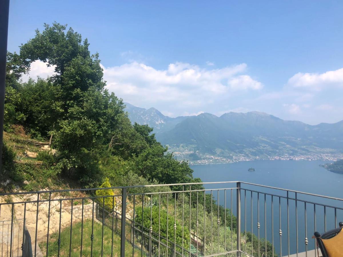 La Villetta In Residence Con Piscina E Vista Lago Parzanica Exteriör bild