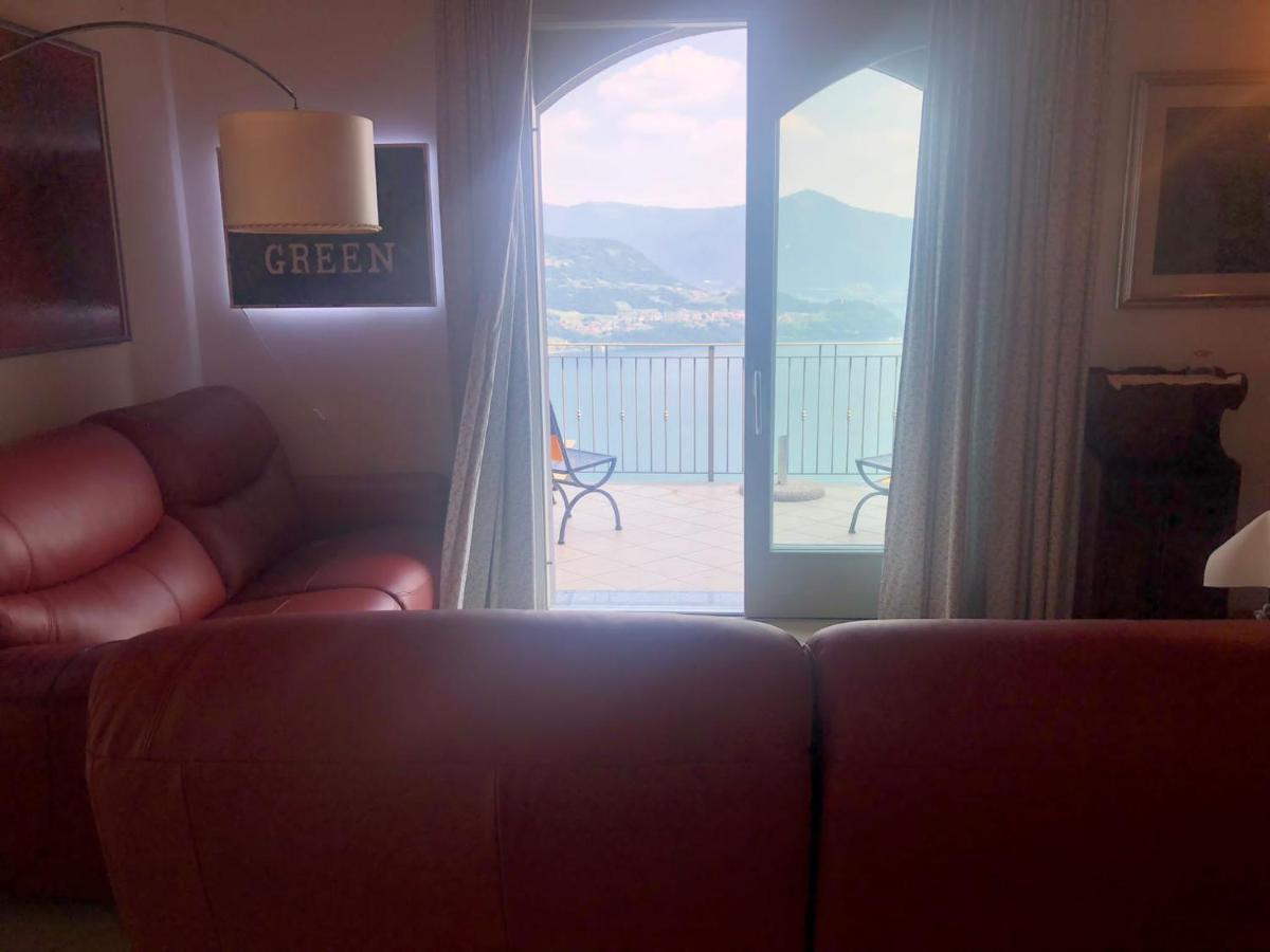 La Villetta In Residence Con Piscina E Vista Lago Parzanica Exteriör bild